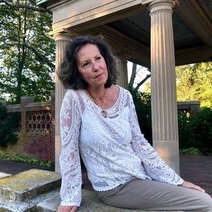 Meet your Posher, Deborah